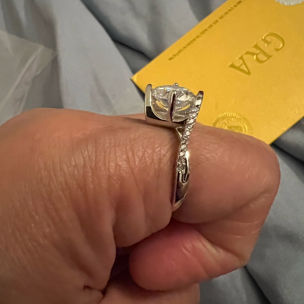 Elegant Silver 3. Ct Moissanite women’s Ring👍💥